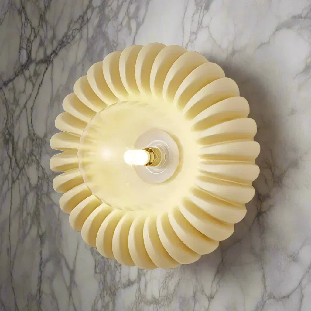 Lunetta | Artistic Resin Wall Sconce | Snurv