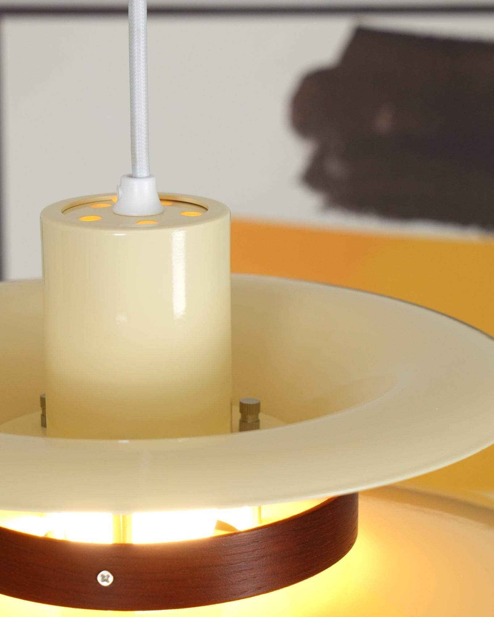 Astraea Pendant Light With Timeless Elegance And Warm Glow | Snurv