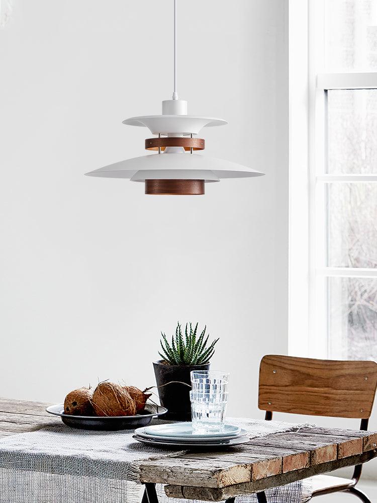 Astraea Pendant Light With Timeless Elegance And Warm Glow | Snurv