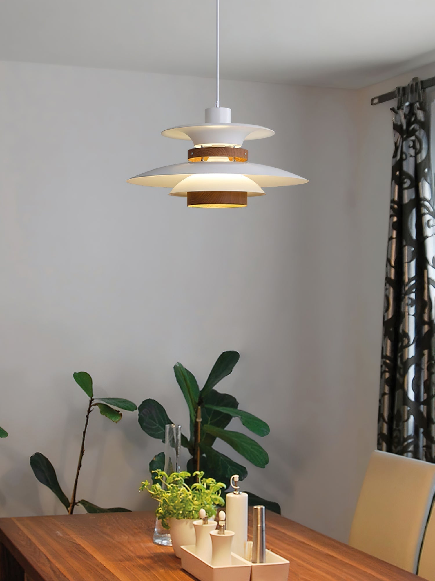 Astraea Pendant Light With Timeless Elegance And Warm Glow | Snurv