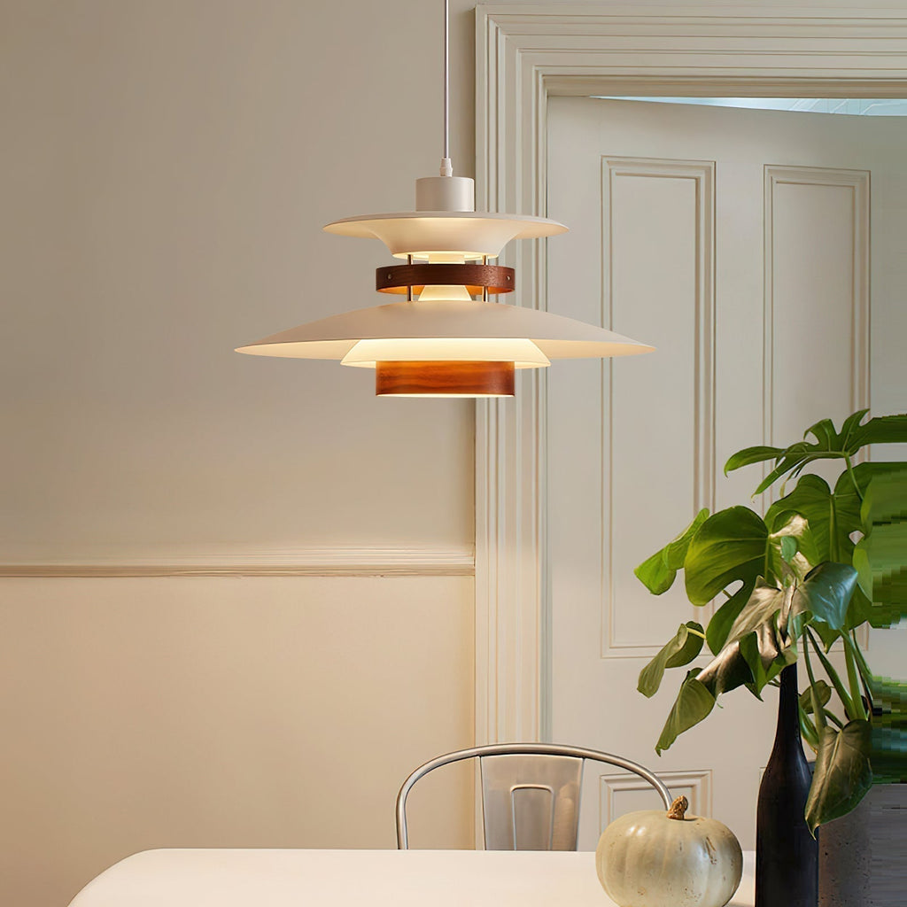 Astraea Pendant Light With Timeless Elegance And Warm Glow | Snurv