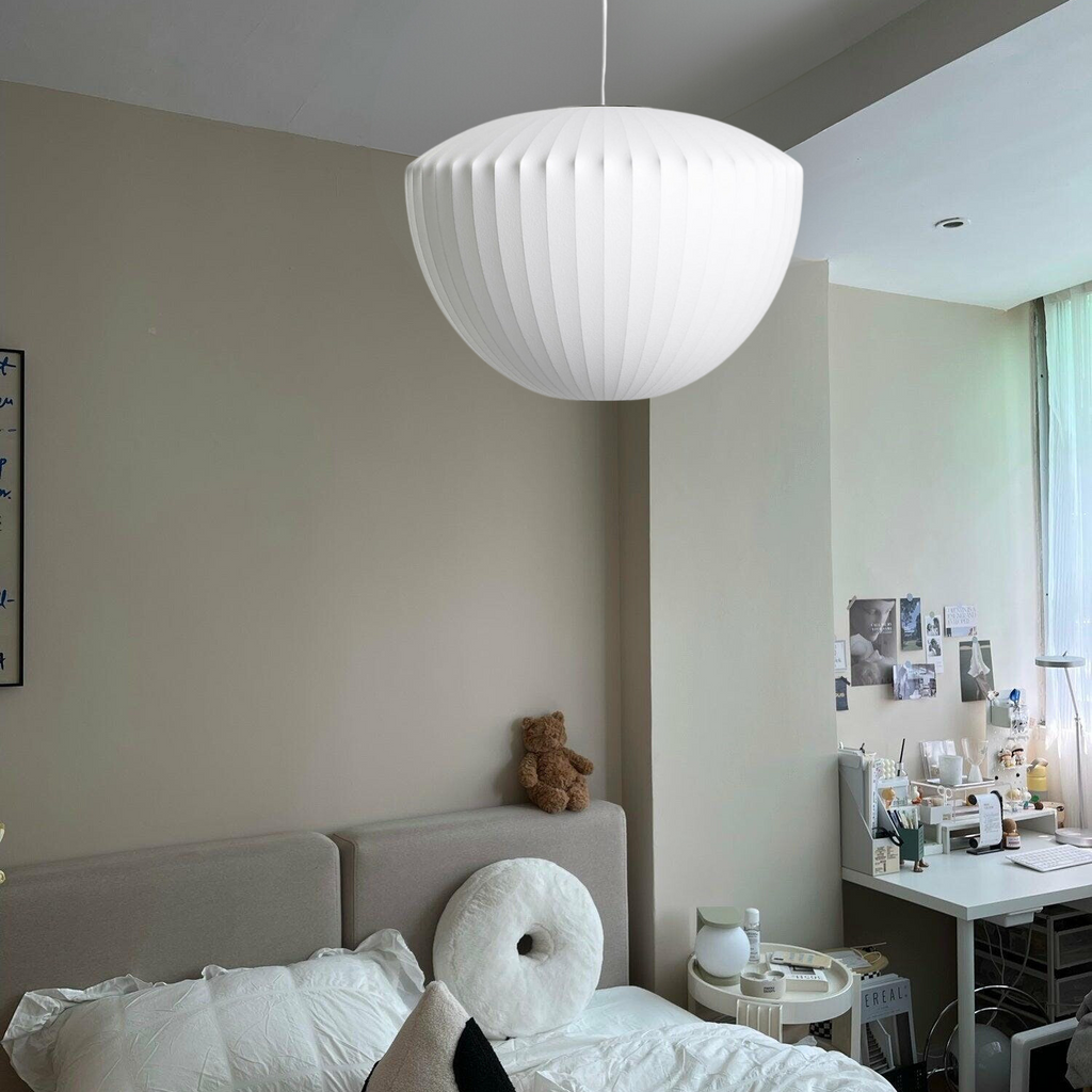 Aurea Glass Pendant Lamp With Wood Accent For Modern Interiors | Snurv