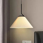 Velora Cream Pleated Pendant Lamp With Warm Light And Soft Scandinavian Style | Snurv